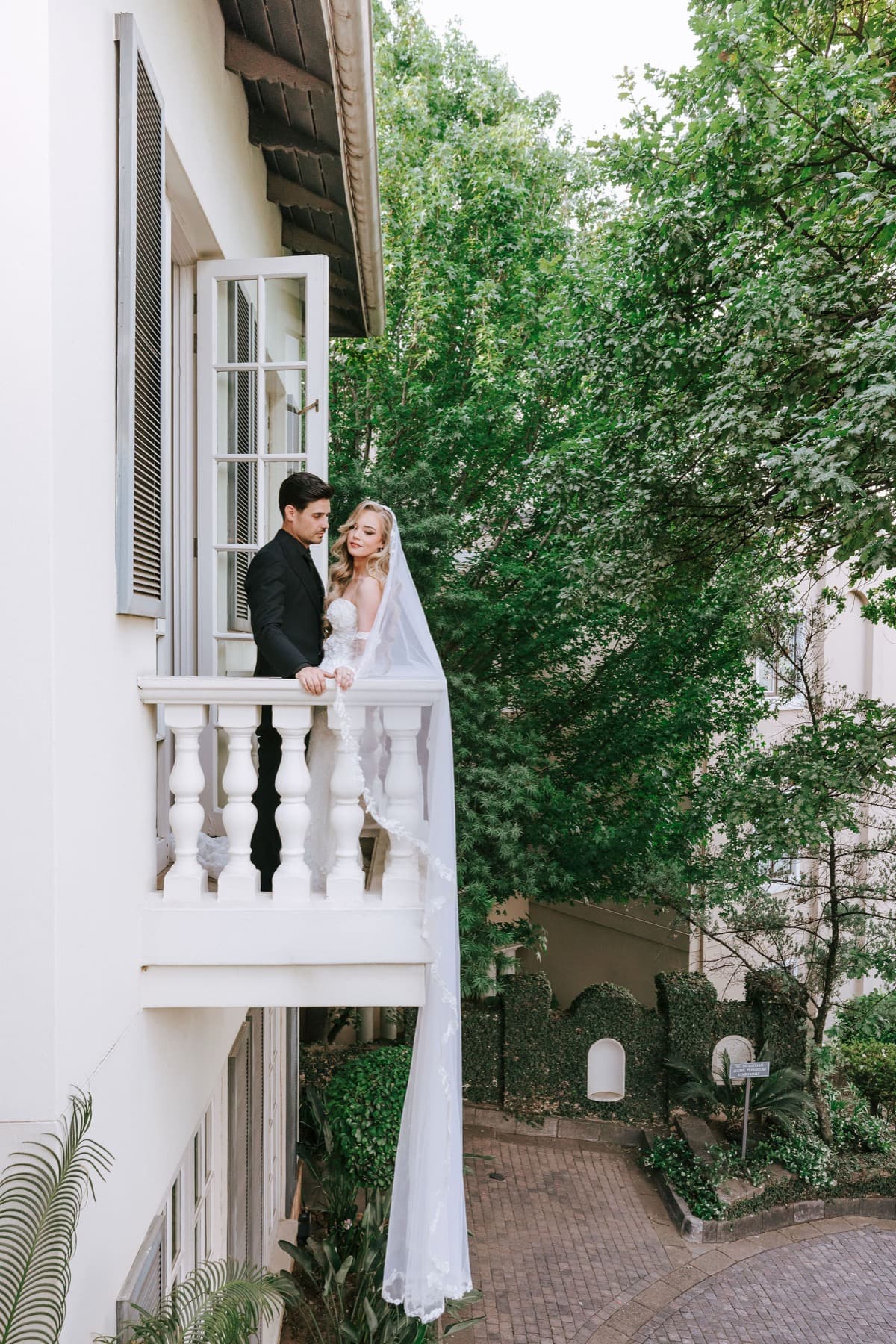 Greg & Micaela, photo 21