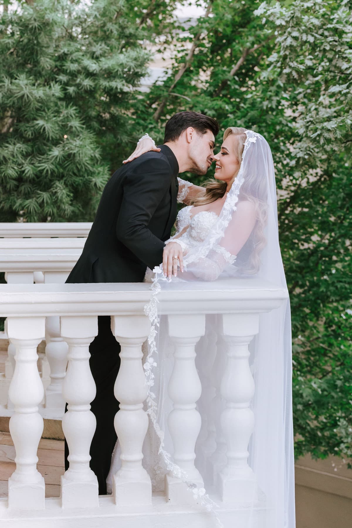 Greg & Micaela, photo 23