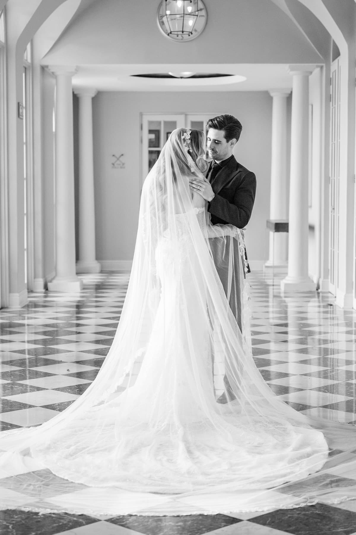 Greg & Micaela, photo 24
